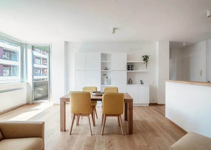 Palace By Quokka 360 - 2 Minutes From Lido