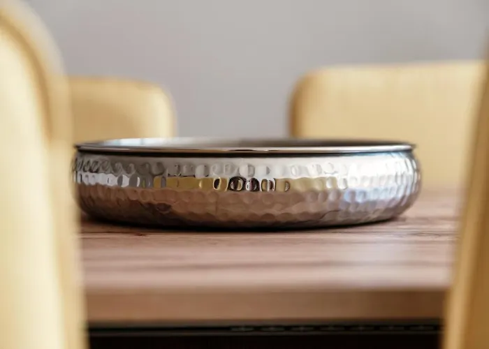 Palace By Quokka 360 - 2 Minutes From Lido Apartamento Lugano